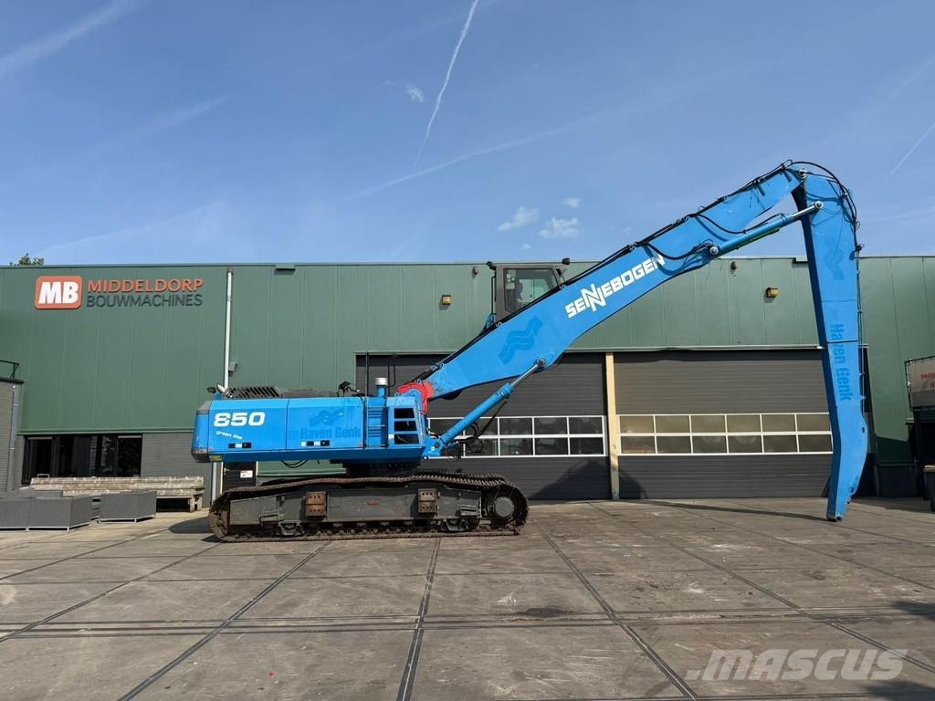 Sennebogen 850R Waste / industry handlers