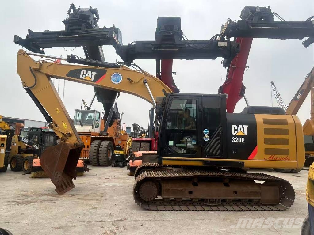 CAT 320 E Escavadeiras de esteiras
