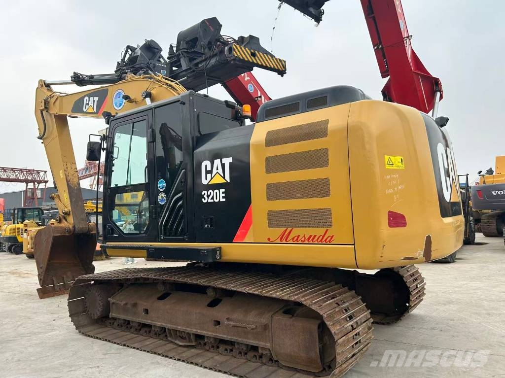 CAT 320 E Escavadeiras de esteiras