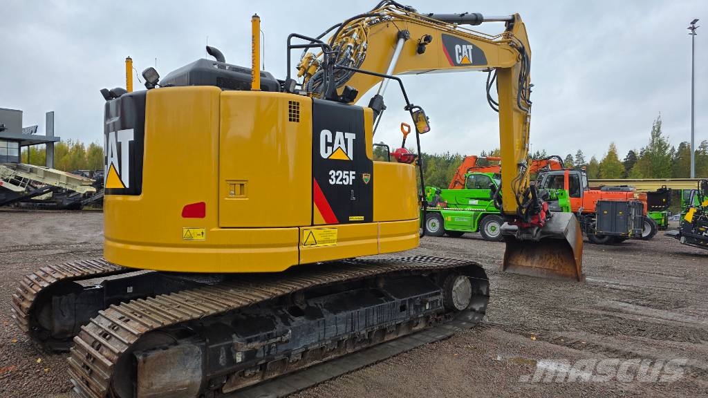 CAT 325FLCR Telakaivukoneet