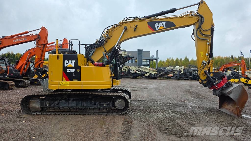 CAT 325FLCR Telakaivukoneet