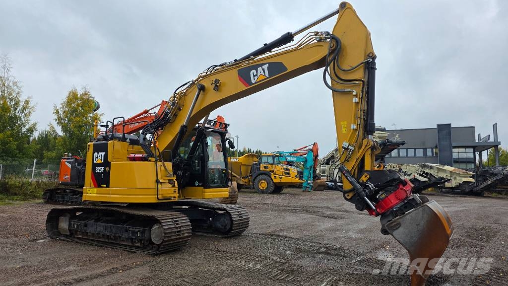 CAT 325FLCR Telakaivukoneet