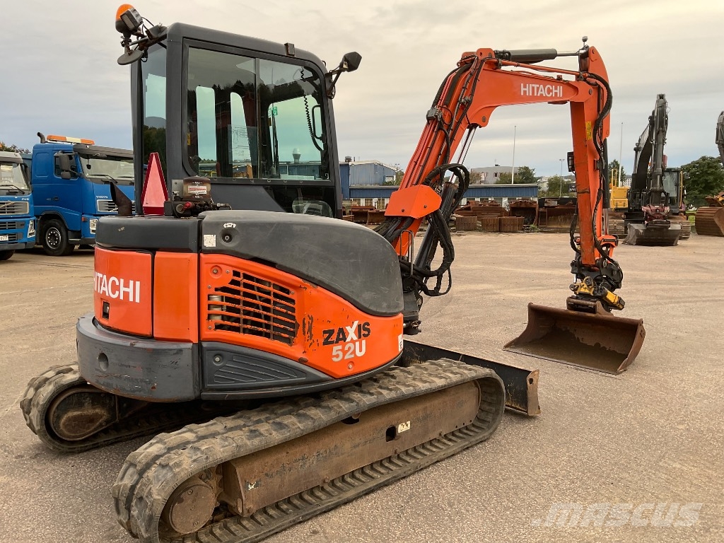 Hitachi ZX 52 U-3 CLR 小型挖掘机