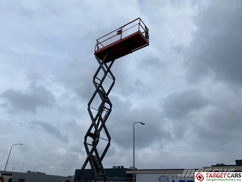 SkyJack SJIII-4632 Electric 4632 Scissor Work Lift 1170cm Nožnicové zdvíhacie plošiny