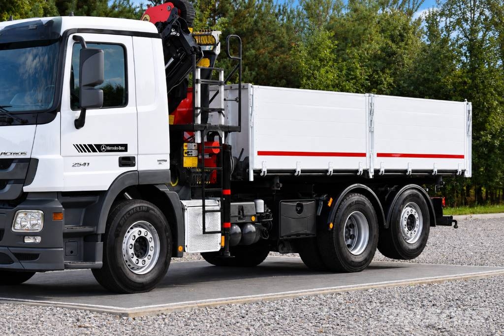 Mercedes-Benz Actros 2541 L Nosturiautot