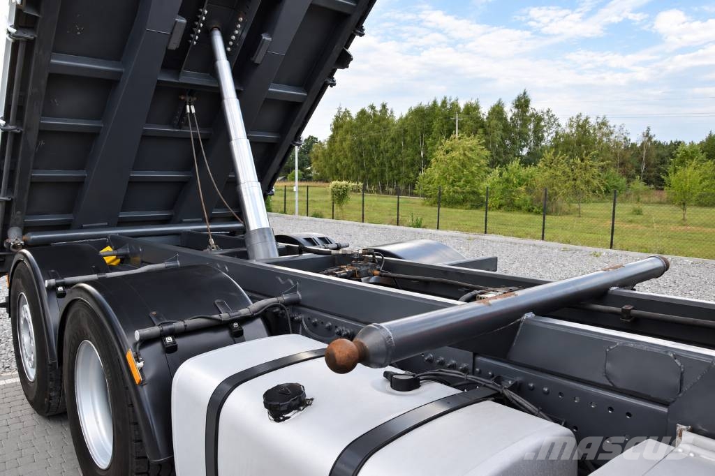 Mercedes-Benz Actros 2541 L Nosturiautot