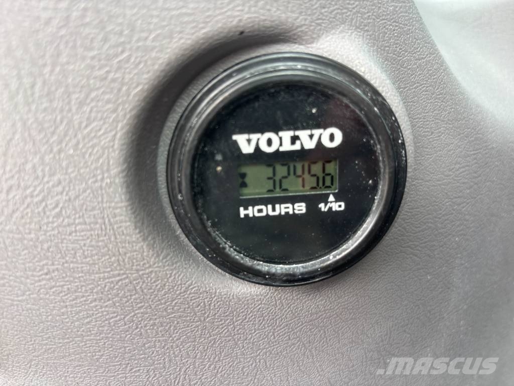Volvo EC 140 EL Bagri goseničarji