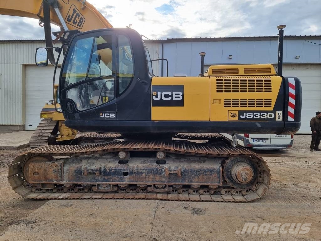 JCB JS 330 NC Pelle sur chenilles