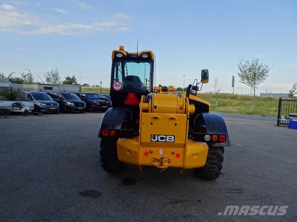 JCB 540-140 Carretillas telescópicas