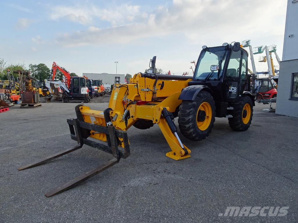JCB 540-140 Carretillas telescópicas