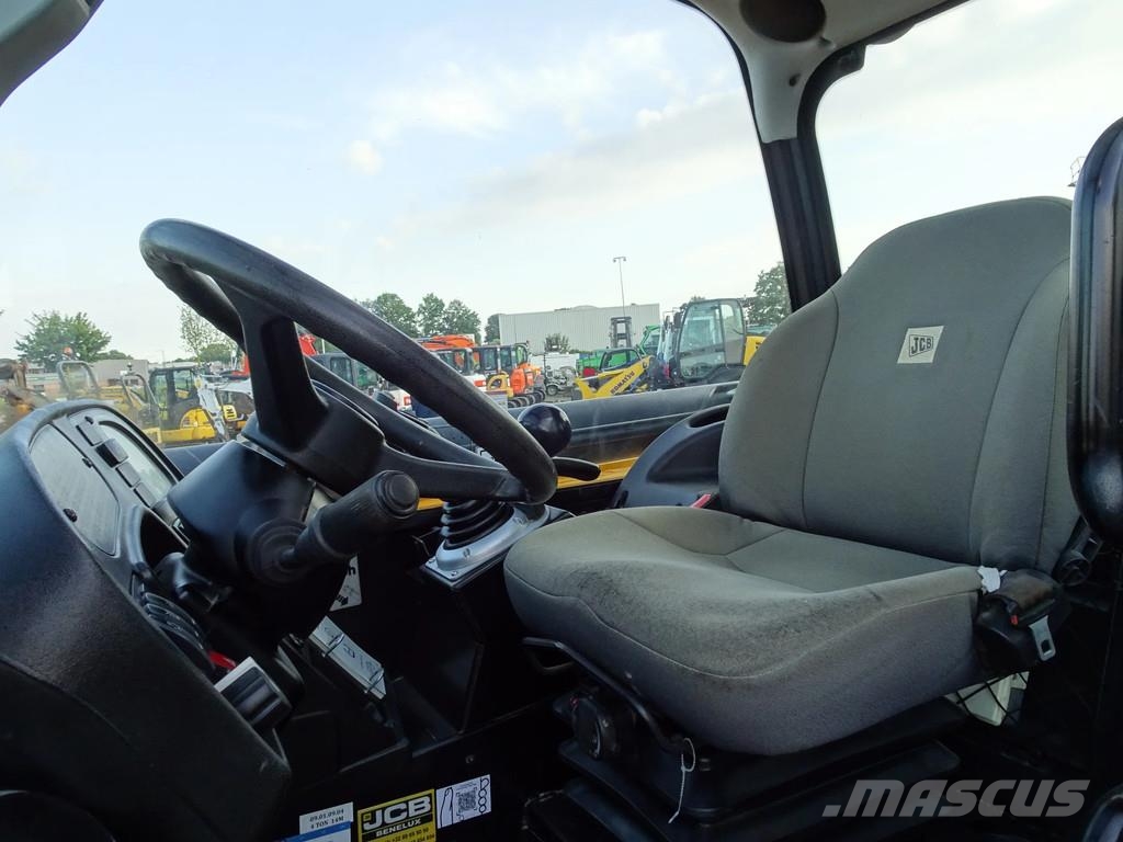 JCB 540-140 Carretillas telescópicas