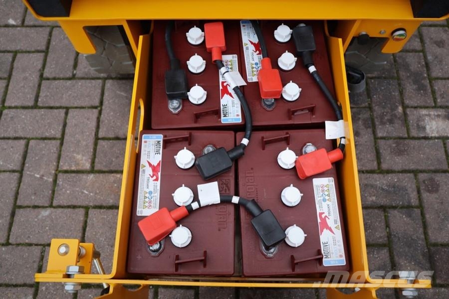 Haulotte Compact 10N Valid inspection, *Guarantee! Non Mark Saxliftar
