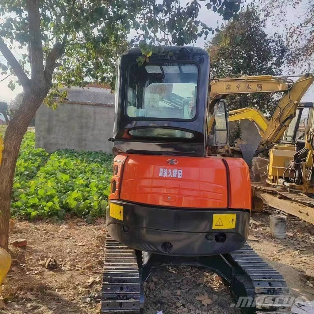 Kubota U 30 Minigravere <7t