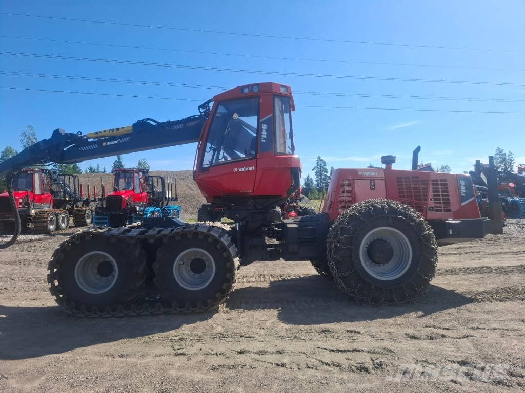 Valmet 941 Harvesters