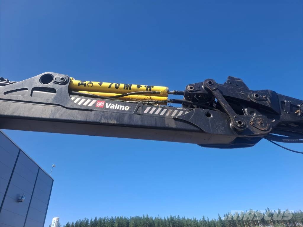 Valmet 941 Harvesters