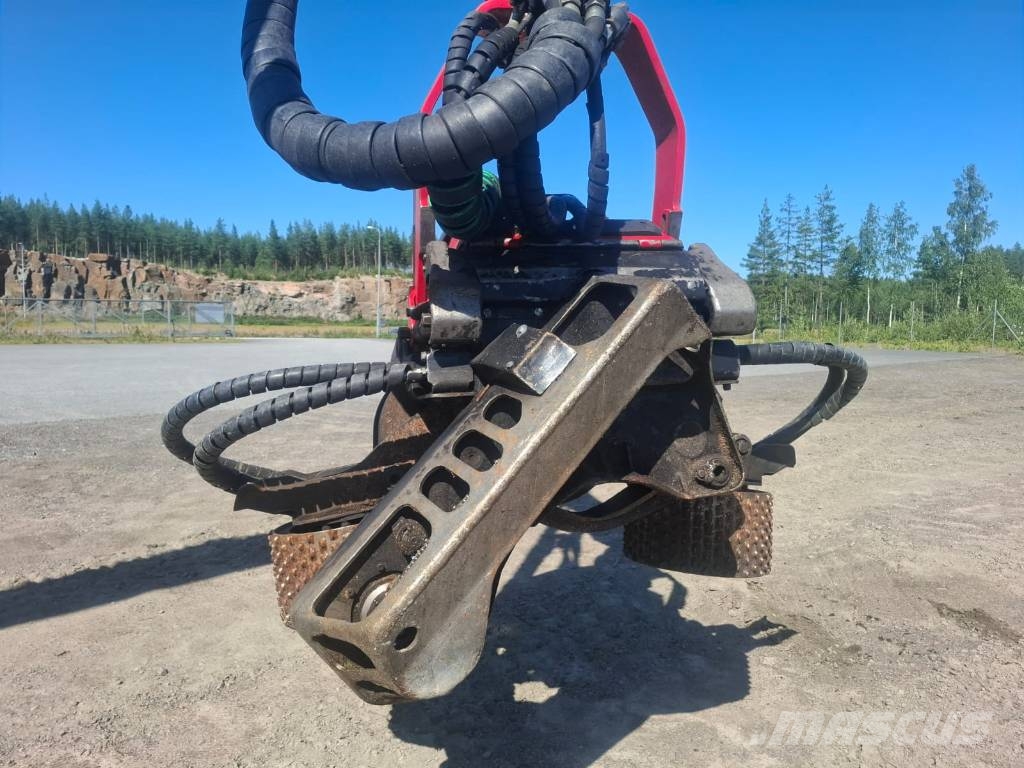 Valmet 941 Harvesters