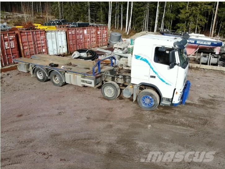 Volvo FH 8x4 شاحنات الرافعات