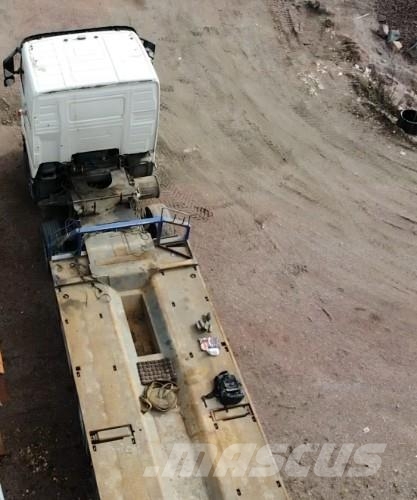 Volvo FH 8x4 شاحنات الرافعات