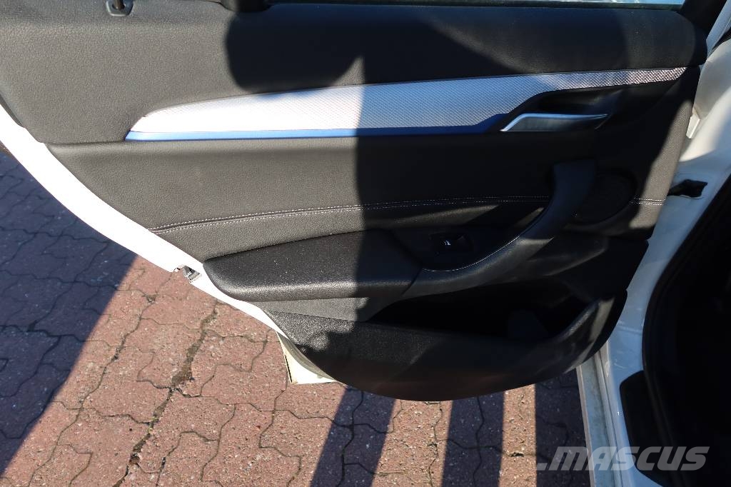 BMW X1 25e SUV xDrive Steptronic Henkilöautot