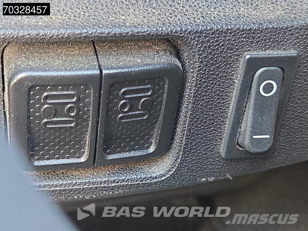Renault D 280 4X2 19t Caja de 8,57m Plataforma 2t Cambio A شاحنات ذات هيكل صندوقي