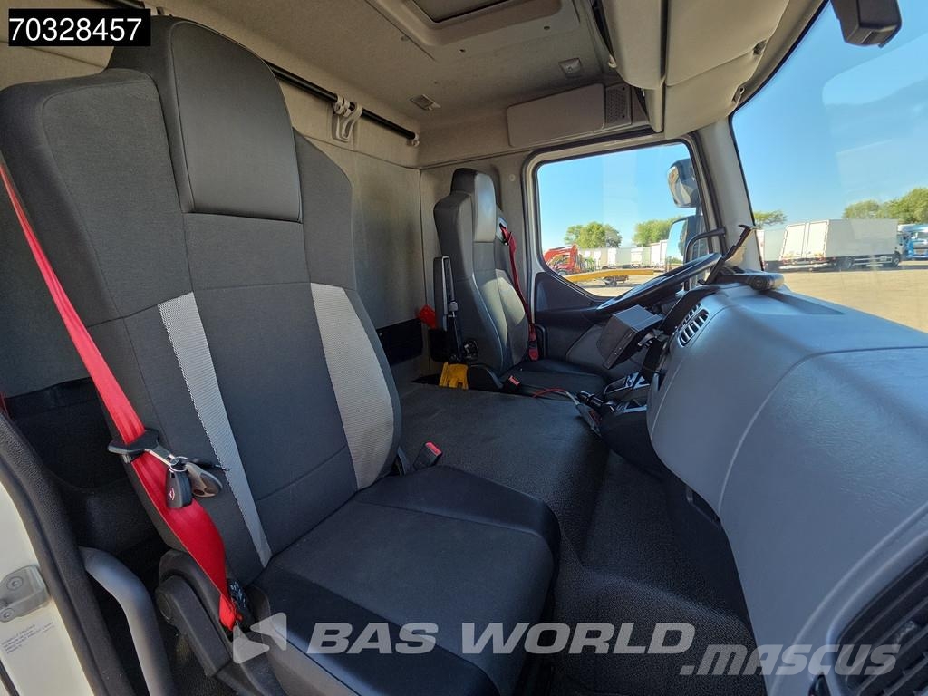 Renault D 280 4X2 19t Caja de 8,57m Plataforma 2t Cambio A Каросерии