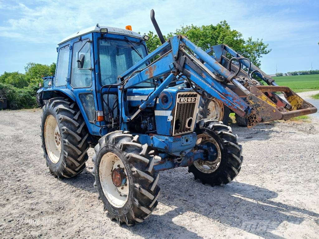 Ford 6600 Q cab 4 WD Tractors