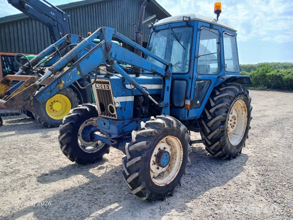 Ford 6600 Q cab 4 WD Tractors