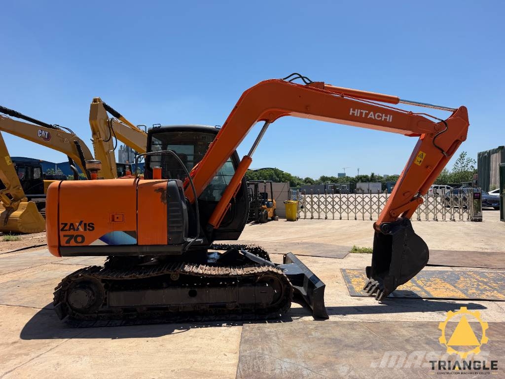 Hitachi ZX 70 履带挖掘机