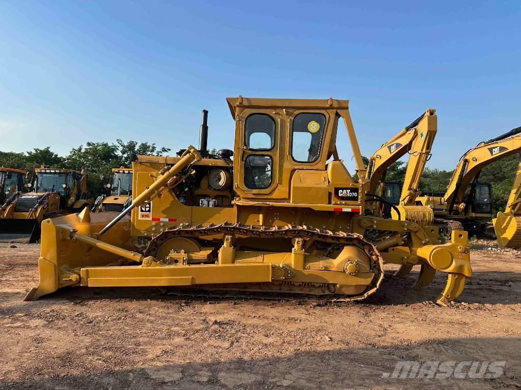 CAT D7G Bulldozer