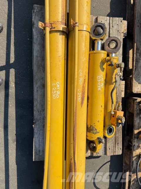 CAT 740 HYDRAULIC PARTS COMPLET Componenti idrauliche