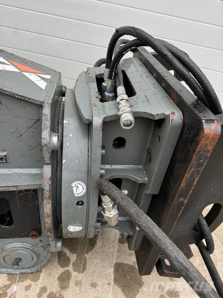 Kinshofer FRK 17 roterende betonvergruizer CW 30 14-23 ton Trituradoras