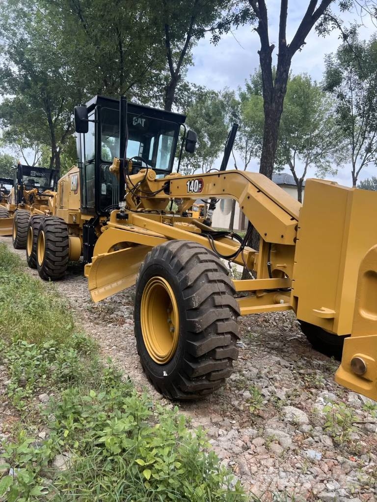 CAT 140 GC Grederji