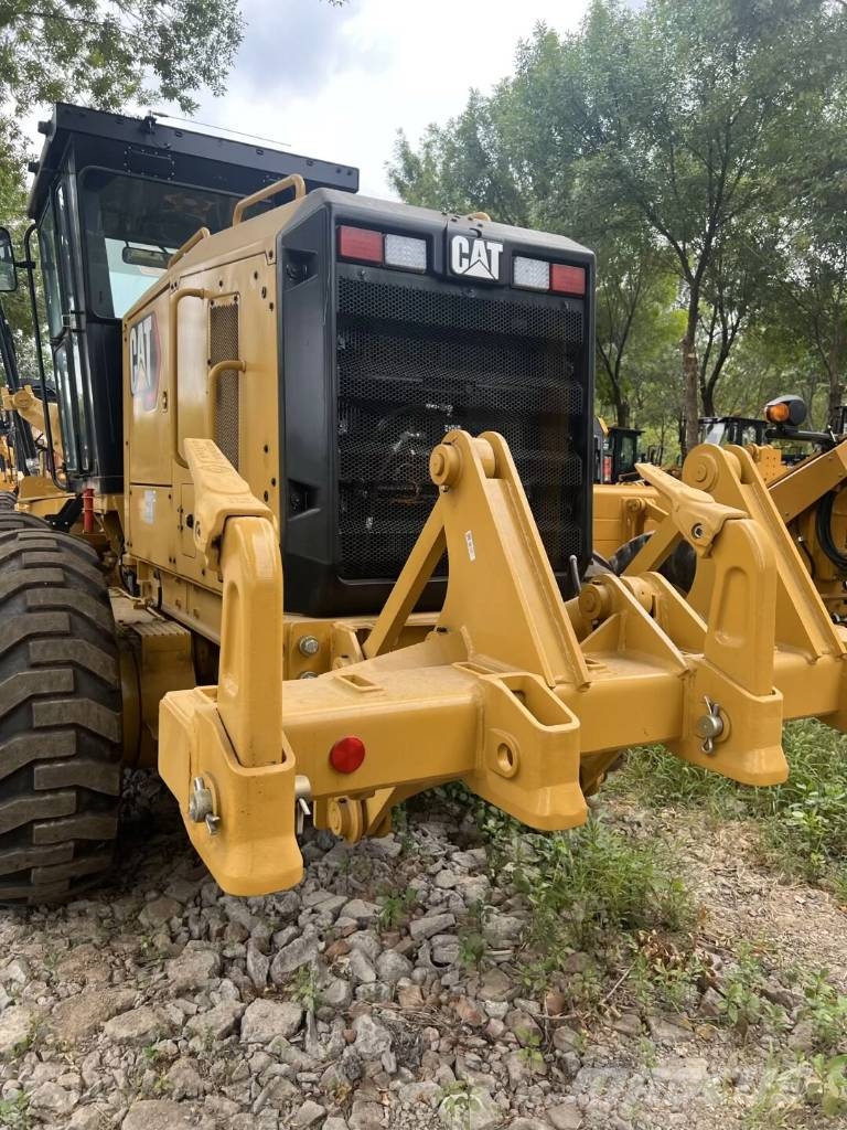 CAT 140 GC Grederji