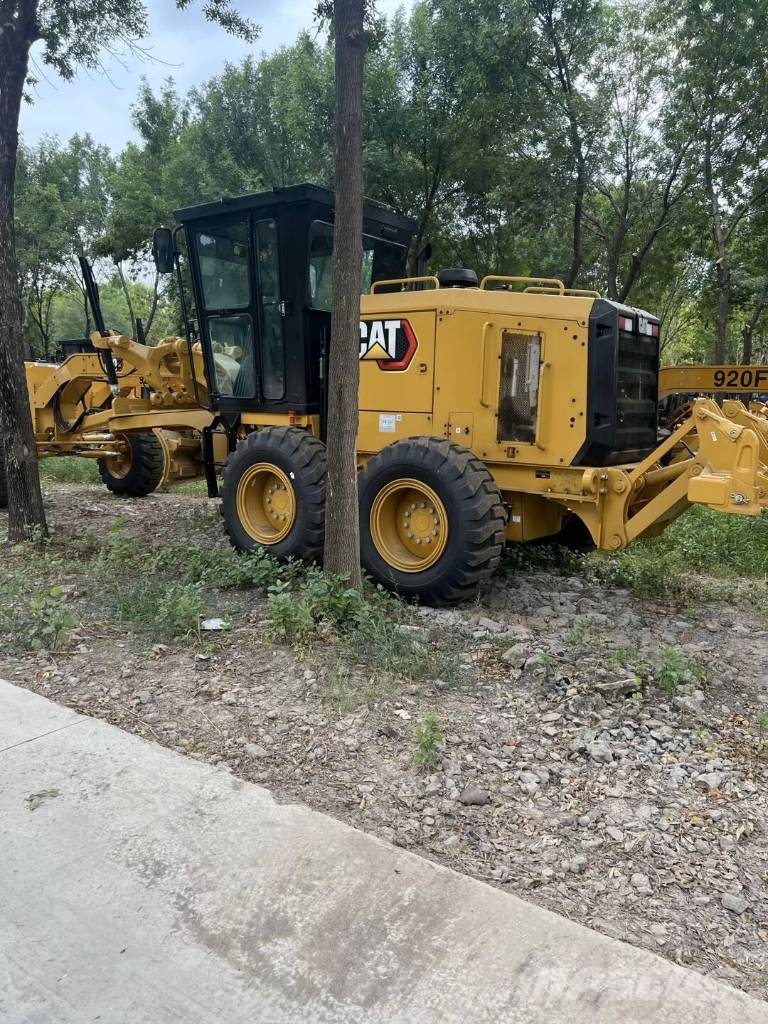 CAT 140 GC Grederji