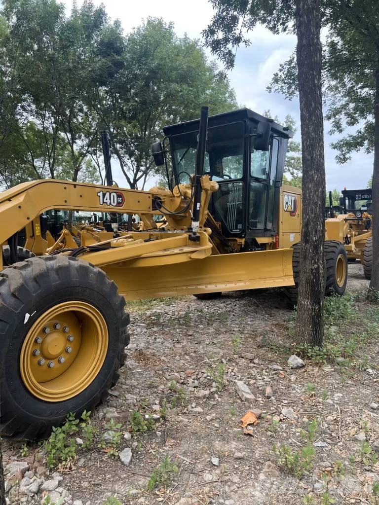 CAT 140 GC Grederji
