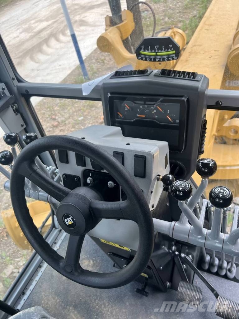 CAT 140 GC Grederji