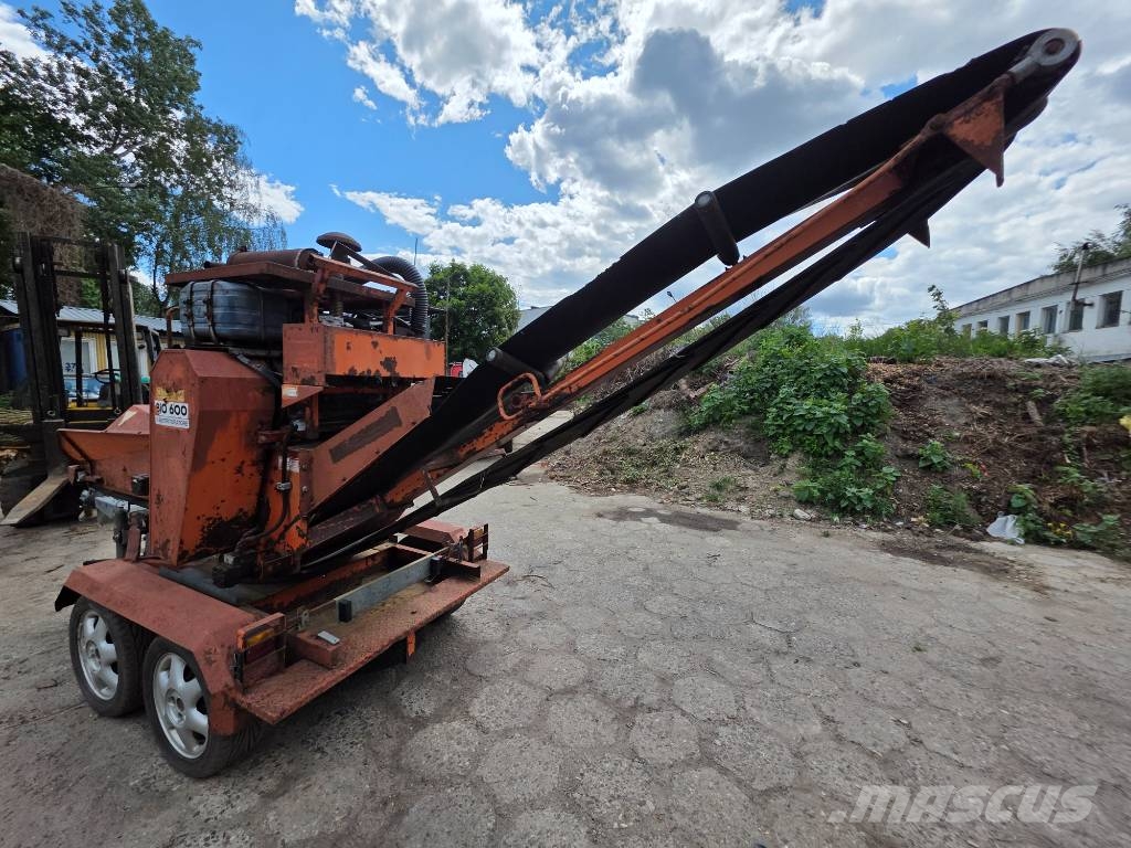 Caravaggi BiO 600 ماكينات تقطيع أخشاب الحراجة