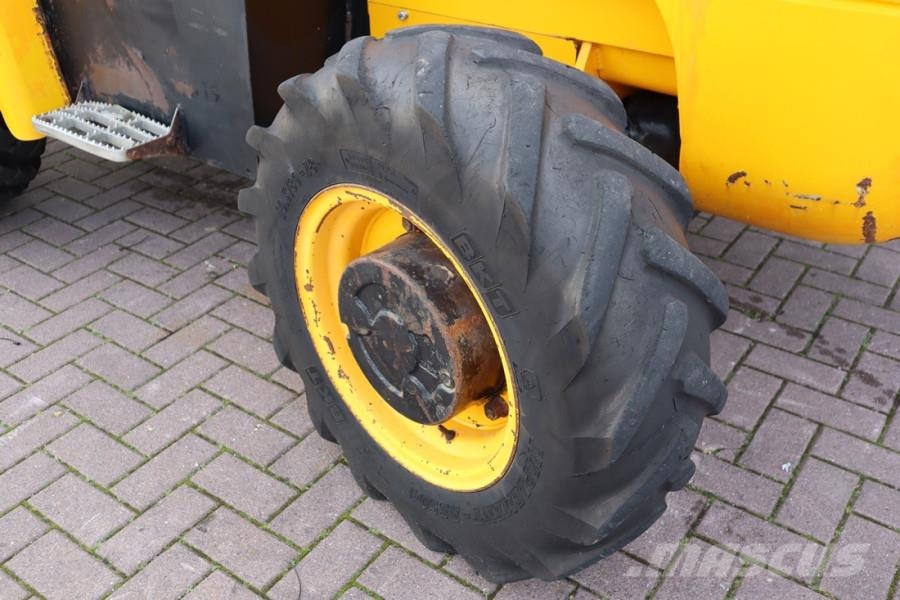 JCB 926 Diesel, 4x4 Drive, Triplex mast, 5500mm Liftin Wózki widłowe terenowe