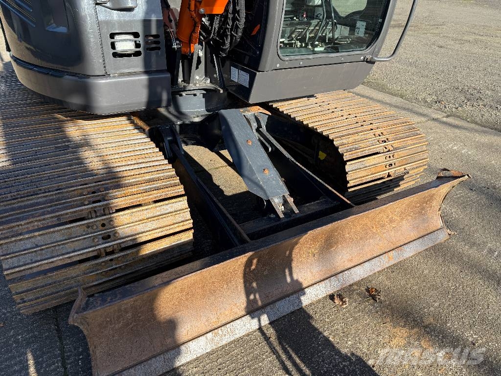 Hitachi ZX 85 US-6 Közepes (midi) kotrók 7 t - 12 t