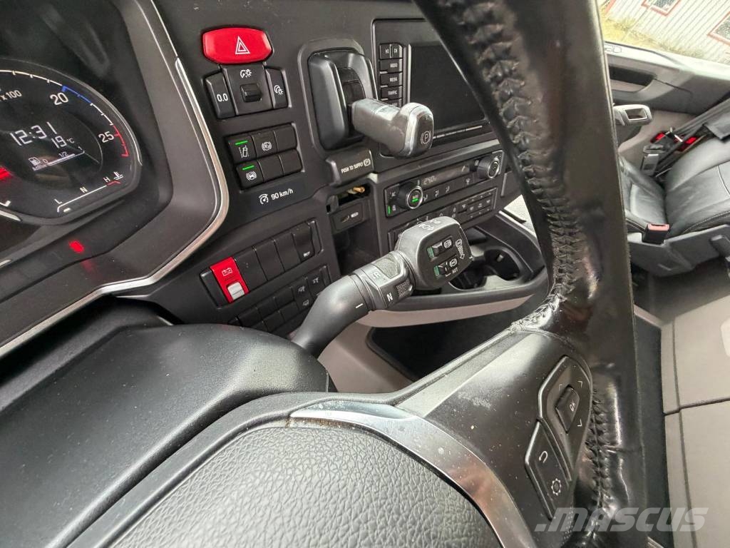 Scania R500A6X2/4NB Serie 5004 Trekkers