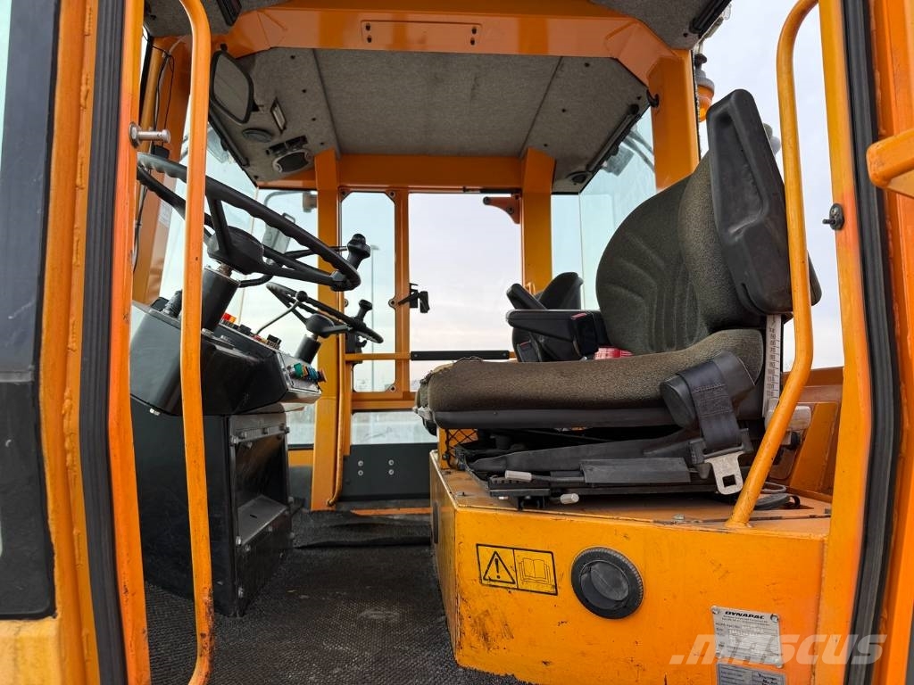 Dynapac CS 142 Tandemové valce