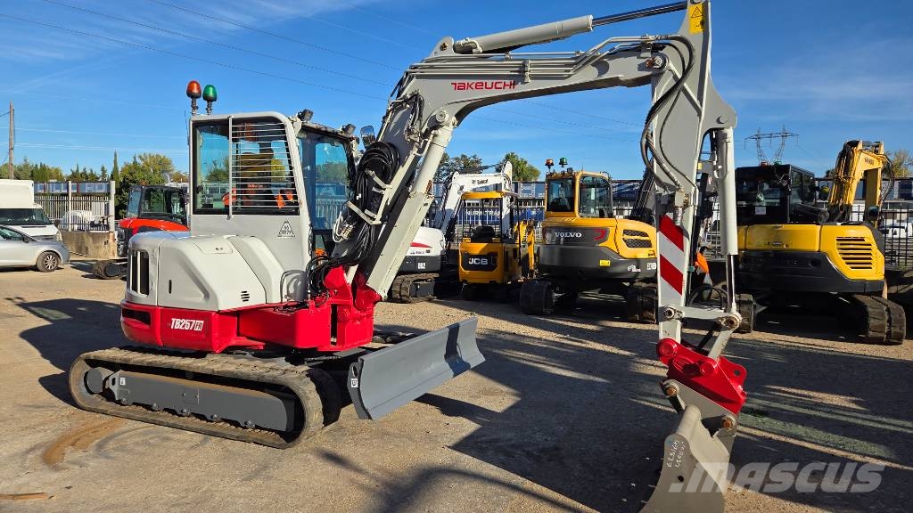 Takeuchi TB 257 FR Mini ekskavatori < 7 t