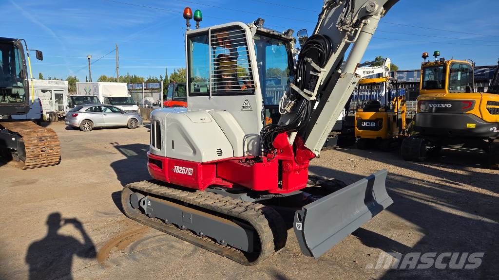 Takeuchi TB 257 FR Mini ekskavatori < 7 t
