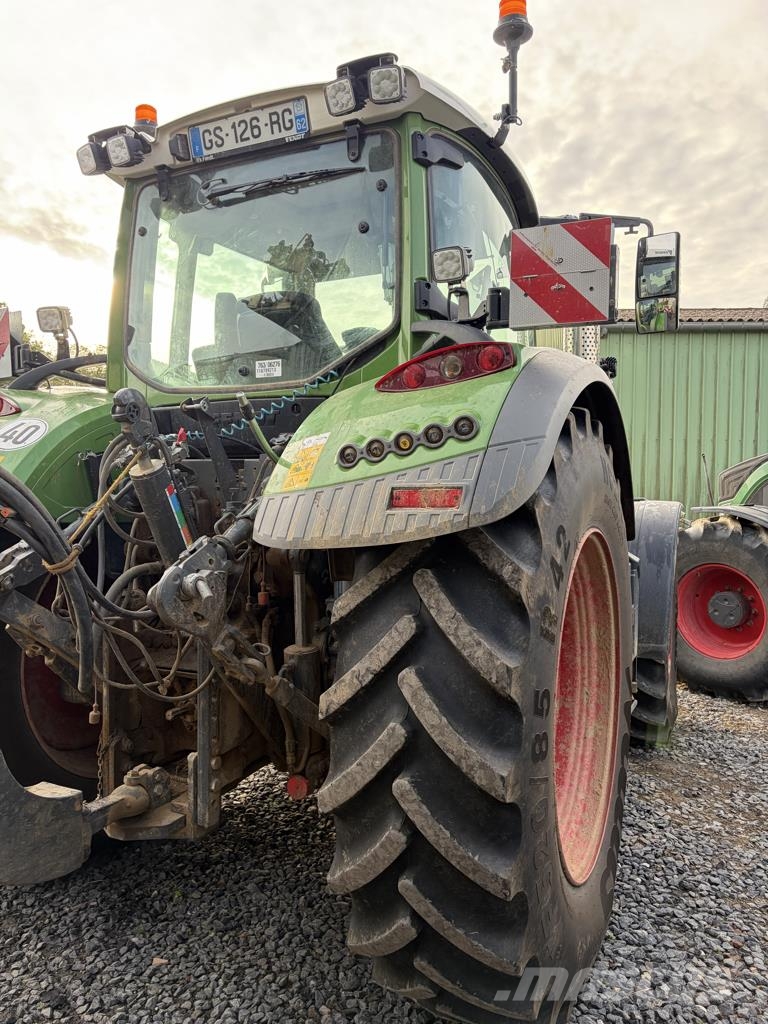 Fendt 720 VARIO PROFI + Tracteur