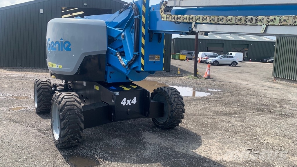 Genie Z62/40 JRT Kĺbové plošiny
