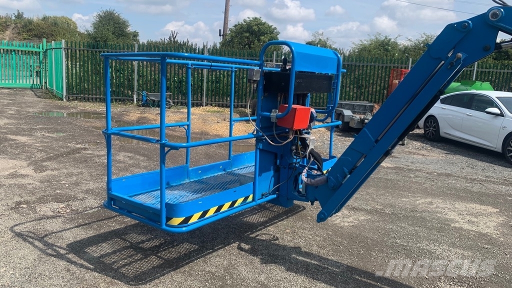 Genie Z62/40 JRT Kĺbové plošiny