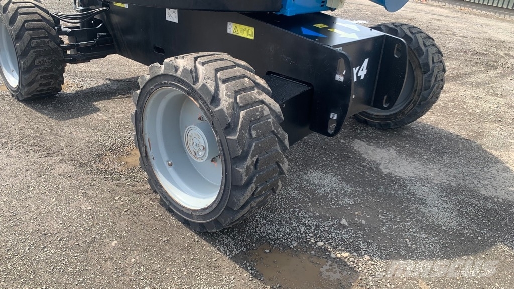 Genie Z62/40 JRT Kĺbové plošiny