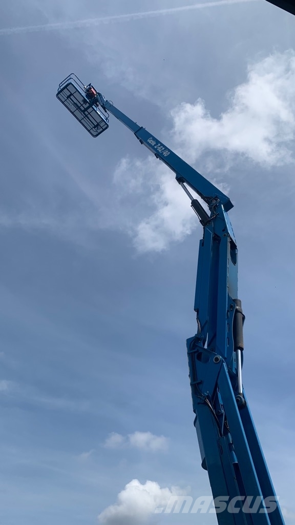 Genie Z62/40 JRT Kĺbové plošiny