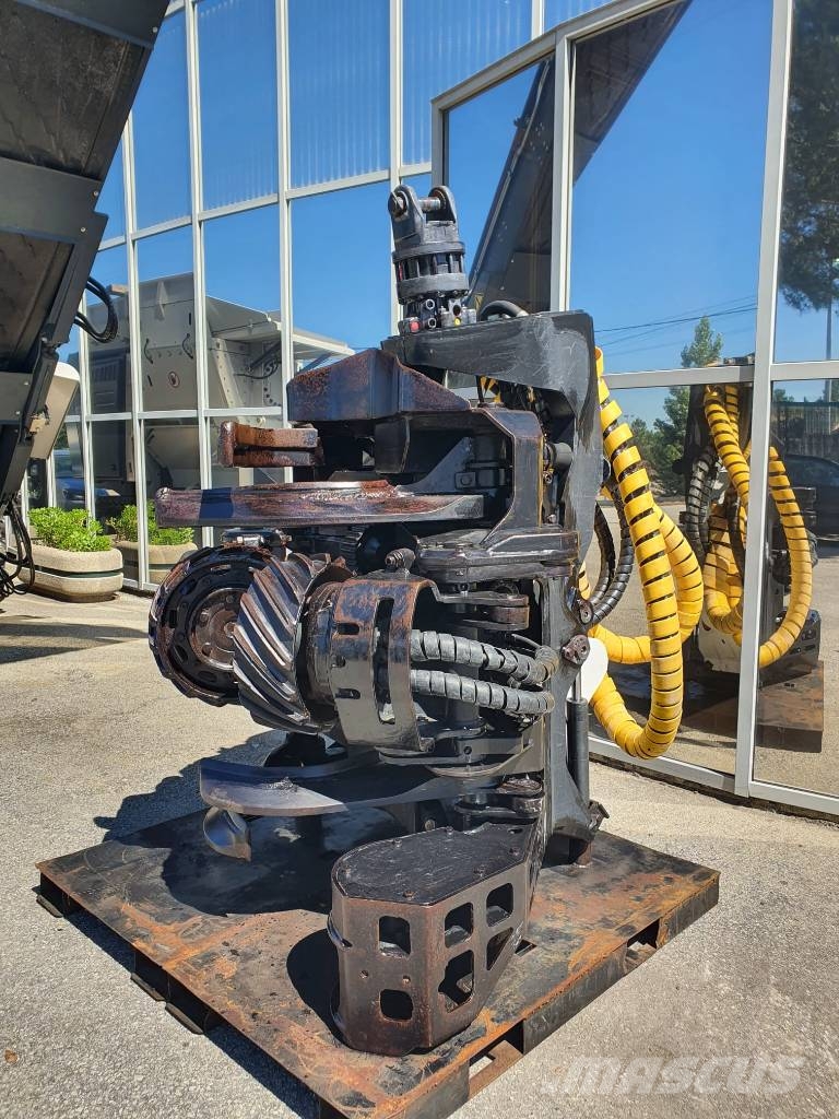 AFM 65 收穫機