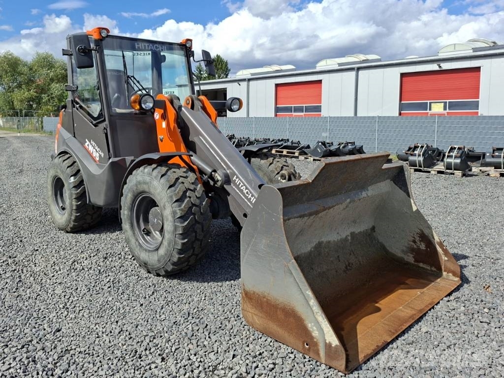 Hitachi ZW 95-6 Schrankladers